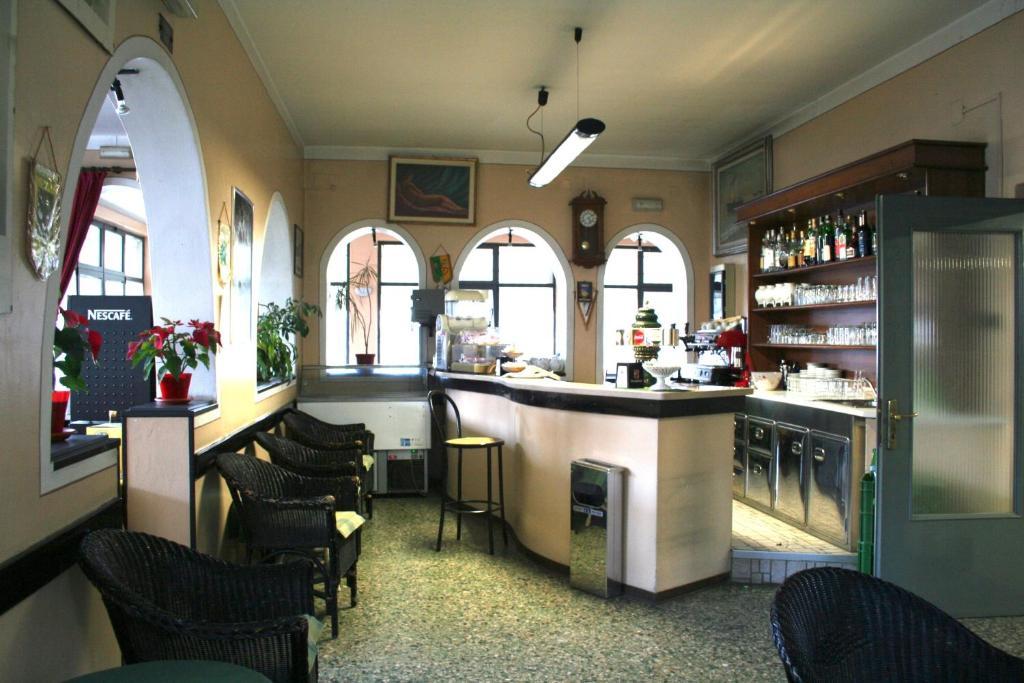 Hotel Olivi Salo Bilik gambar